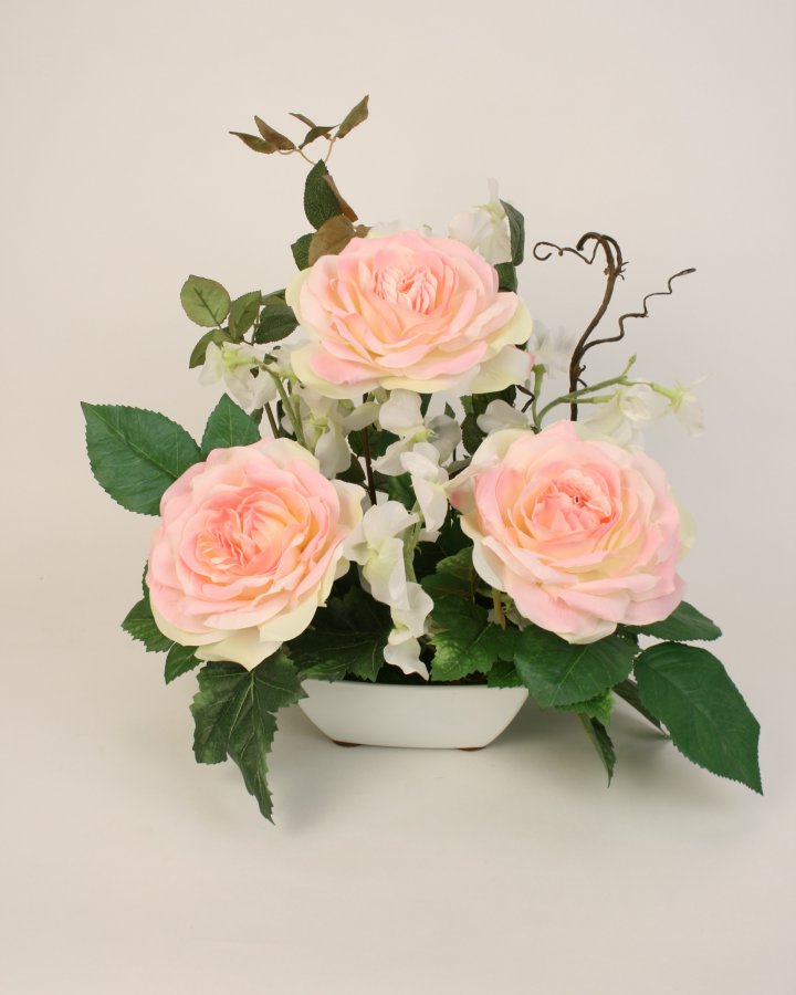 Композиция с 3  розами