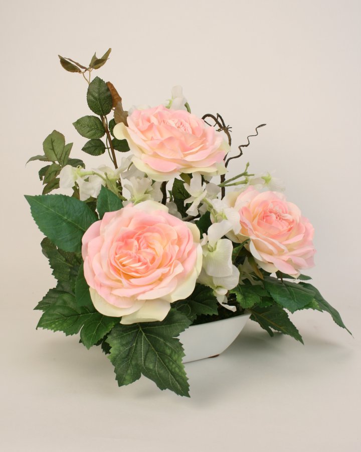 Композиция с 3  розами